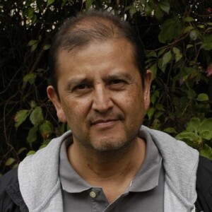 Eduardo Olivares